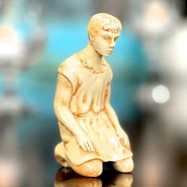 VINTAGE: Ceramic Hand Painted Figurine - Boy Kneeling Figurine - Christmas Decor - Nativity - SKU 15-B2-00010271 