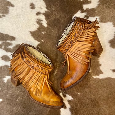 Handcrafted Vintage Acme Cowgirl Western Ankle Booties with Leather Fringe and Western Belt women’s size 7 1/2 M 