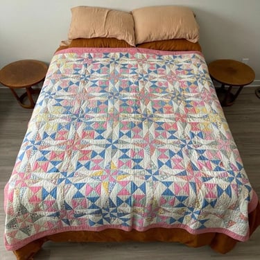 Vintage Handmade Reversible Cotton Star Pastel Rainbow Multicolor Quilt Blanket 