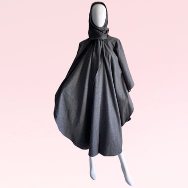 1970s Vintage Designer Charcoal Wool Hooded Glamorous Cape - A Timeless Statement Piece 