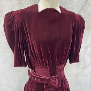 Vintage 1930s Dark Red Silk Velvet Dress Celluloid Zipper Ruching With Belt