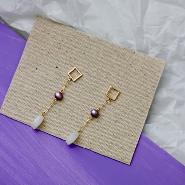 Delicate Dangle Statement Earrings / Purple Pearls / Gold Filled Paperclip Chain / Gifts for her / Elegant Jewelry 