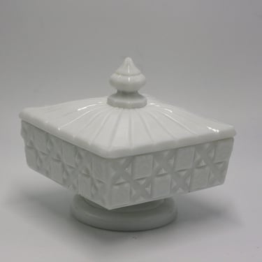 vintage Westmoreland milk glass footed candy dish with cover old quilt pattern 