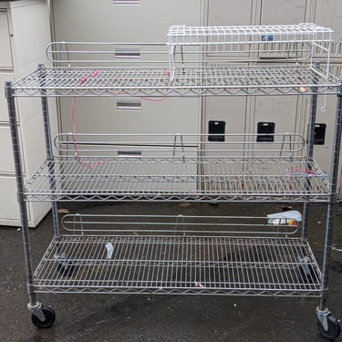 Rolling Metal Wire Shelves 48 x 18.5 x 47