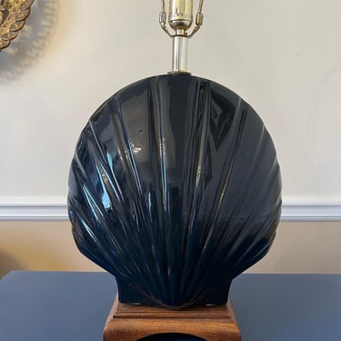 Pretty vintage navy shell motif lamp with wooden base 