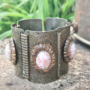 Vintage Southwestern Bracelet Floral Motif Resin Stones White Pink Silver Tone Retro Jewelry 