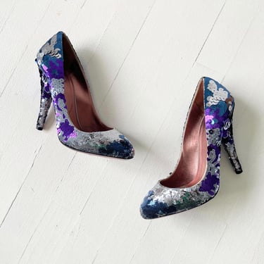 靴 miumiu round toe enamel high heels Miu Miu Black Patent Leather Curved Heel Open Toe Vernice