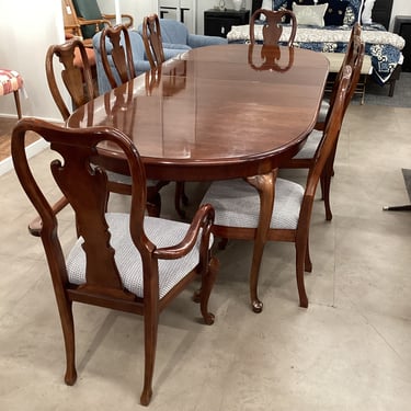 Thomasville Dining Set