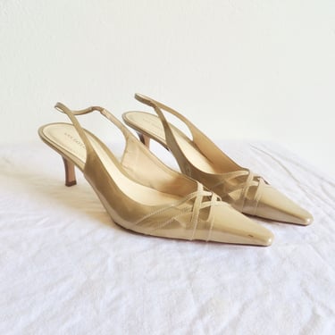 Size 9 1960's Style Beige Patent Leather Slingback Medium Heels Pointed Toes Lattice Design Mod Made in Brazil Ann Taylor 