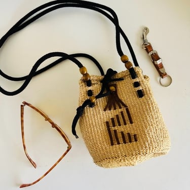 Cream Wicker Woven Indie Southwestern Mini Drawstring Shoulder Bag 