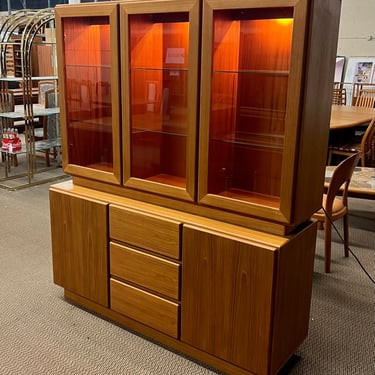 Mid Century Modern Danish Teak Buffet Hutch Display China Cabinet With Pull Out Trays By Mobican 