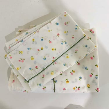 Vintage Wamsutta Ultracale Pequot Twin Flat Sheet Pillowcases Pair Tiny Rainbow Floral Bedding Cotton Fabric Set 1980s 