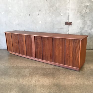 Mid Century Modern Glasser Steers '77' Stereo Console
