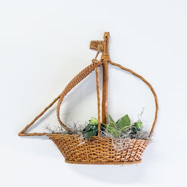 Vintage Wicker Woven Sail Boat Ship Basket Bamboo Wood Rattan Tabletop Boho Wall Art Planter Nautical Lake Sail Boat Decor Bathroom 