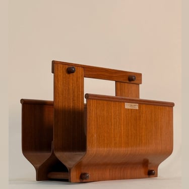 Magazine rack