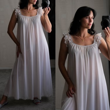 Vintage 70s LUCIE ANN Ivory & Soft Blue Nightgown w/ Signature Patch Floral Lace Shoulders | Made in USA | 1970s Designer Romantic Nightie 