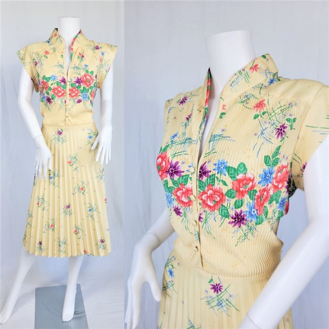 Volup 1970's Pale Yellow Pleated Floral Print Secretary Dress I Sz XL I B: 42" 