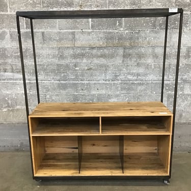 Rolling Clothing Rack+Storage (Seattle)