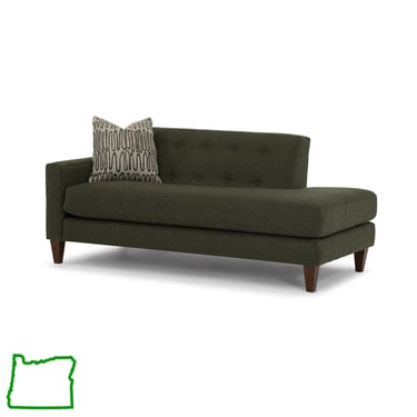 Chaise Lounge in Spinach