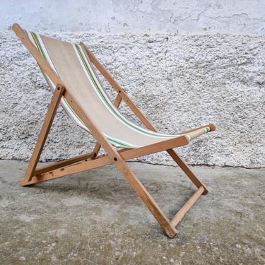 Vintage Wooden Patio Chair/ Retro Deckchair/Folding Beach Chair/ Canvas DeckChair/ Portable Resting Chair/ Mid Century/Old Canvas Chair/80s 