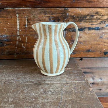 Small Pitcher - White with Beige Stripes 