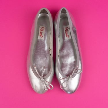 Vintage 80s/90s 9West Silver Leather Ballet Flats Size 6.5M 