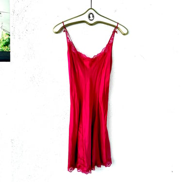 Vintage Victoria’s Secret VS Gold Label Silk Bias Cut Slip // 1990s 90s Short Mini Lace Slip Dress Magenta Pink 