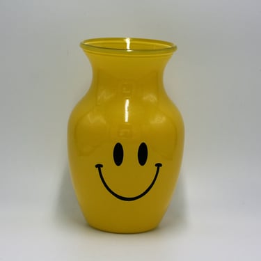 vintage smiley face vase GGG 1999 
