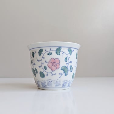 Porcelain planter Chinoiserie, vintage plant pot with flower decoration 
