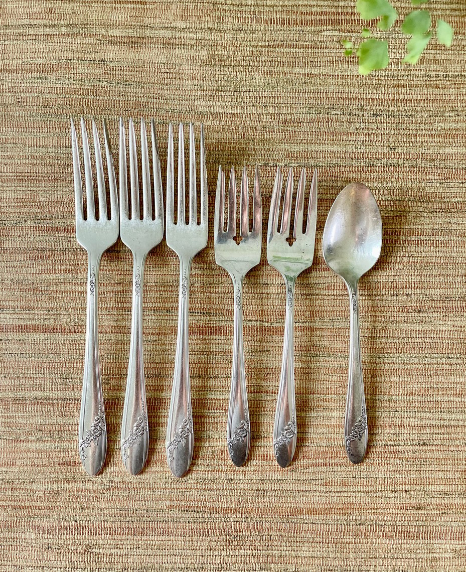 Vintage Tudor Plate Oneida Community Silverplate Flatware - Queen Bess ...