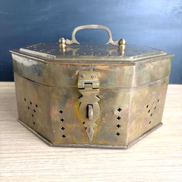 Brass cricket box with latch and handle - 10