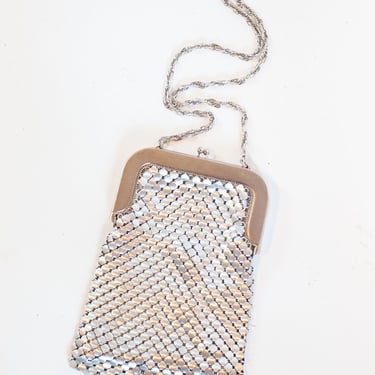 Vintage Whiting and Davis Silver Metal Mesh Chainmail Clasp Closure Crossbody Bag with Chain Strap 1990s Minimal Deco 