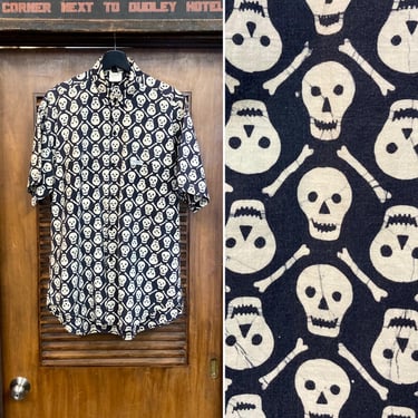 Vintage 1980’s Skull Goth Cotton Tiki Bali New Wave Skate Shirt, Skull and Bones, 80’s Vintage Clothing 