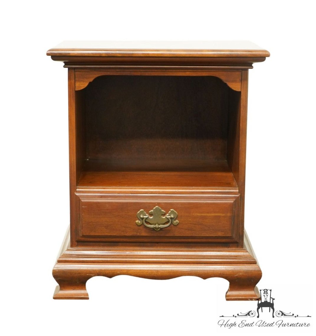 KLING FURNITURE Solid Cherry Traditional Style 21" Open