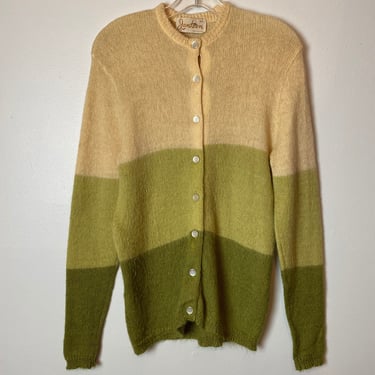 60’s 2 tone mossy green Mohair cardigan Jantzen sweater~ groovy mod grunge vibes Small & tall 