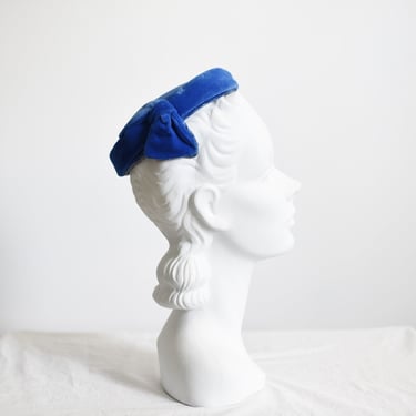 1950s Blue Velvet Hat 