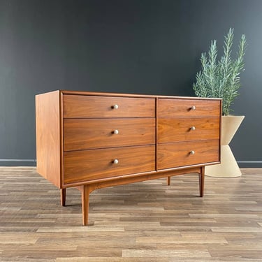 Mid-Century Modern Dresser by Kipp Stewart for Drexel 