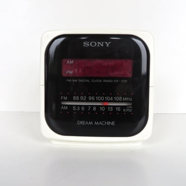 Sony Dream Machine White Cube Clock Am/FM Radio, Post Modern Sony ICF-C121, Mod 1980s Alarm Clock Radio 