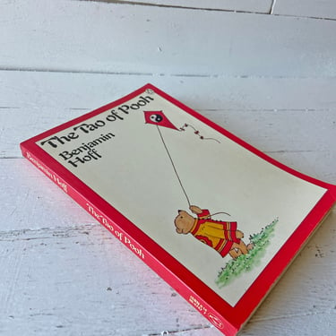 Vintage The Tao of Pooh by Benjamin Hoff // Vintage Religious Book, Chinese Philosophy Book // Perfect Gift 