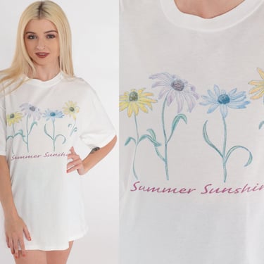 Flower T-Shirt 90s Summer Sunshine Shirt Wildflower Daisy Graphic Tee Floral TShirt Girly Top Hippie Darling White 1990s Vintage Medium M 
