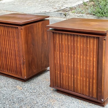 Mid-century Barzilay Tambour Door End Tables Nightstands 