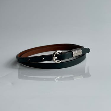 Skinny Black Leather Belt, sz M/L