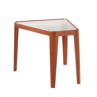 Wedge Table 4809