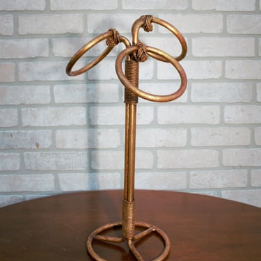 Hollywood Regency Italian Gold Gilt Rope and Tassel Towel Stand