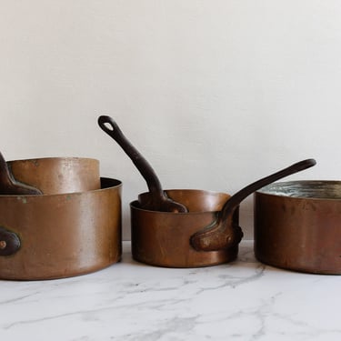 set of 5 antique french copper and cast iron pots