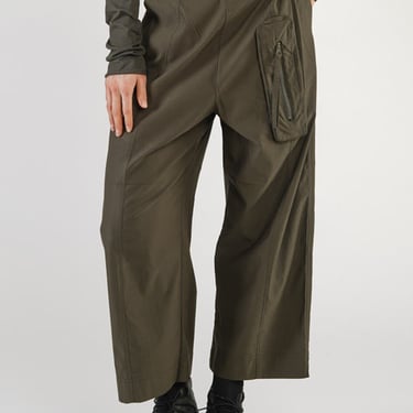 Straight Leg Pants with Pocket Detail in JUNGLE or BLACK