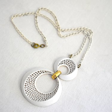 1960s Alice Caviness White Stacked Circles Pendant and Chain Necklace 