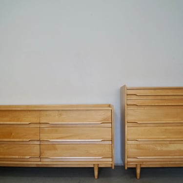 1950's Mid-Century Modern Solid Maple Crawford Furniture Bedroom Dresser Set - Refinished! 