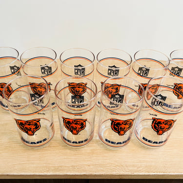 Vintage Chicago Bears NFL Football Glasses Mobil Oil Glasses Set of 10 