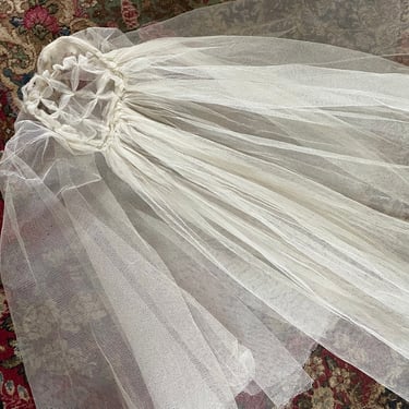 Antique 1920’s Juliet cap bridal veil, Halloween costume, vintage wedding 